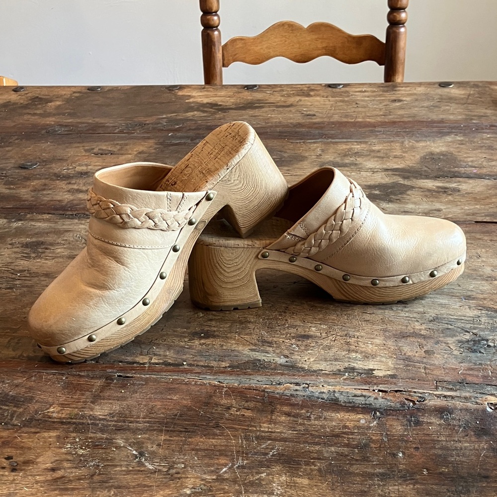 Kork-Ease Tan Braided Leather Clog Mules - Picture 7 of 8